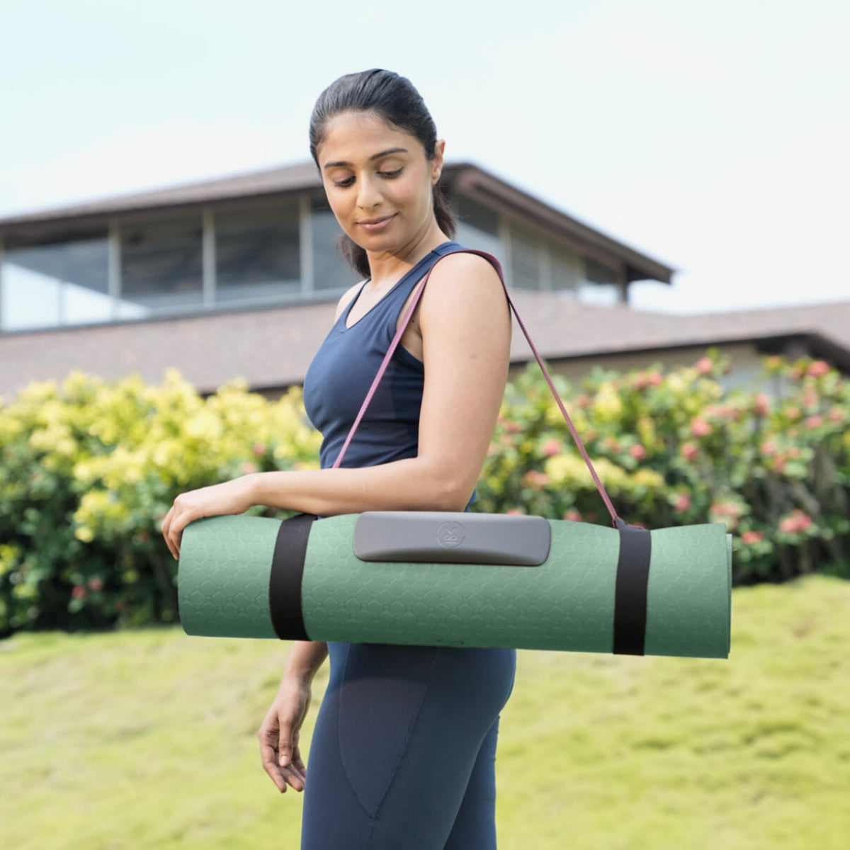 6mm Smart Yoga Mat with AI-Powered Workout Tracking
