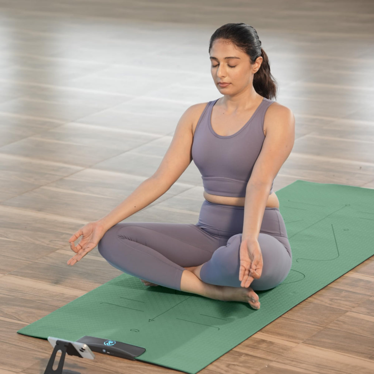 6mm Smart Yoga Mat with AI-Powered Workout Tracking